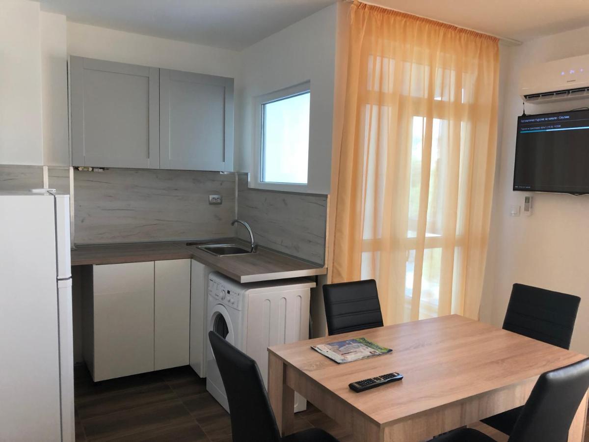 Ferienwohnung Grand Saharov Warna Exterior foto